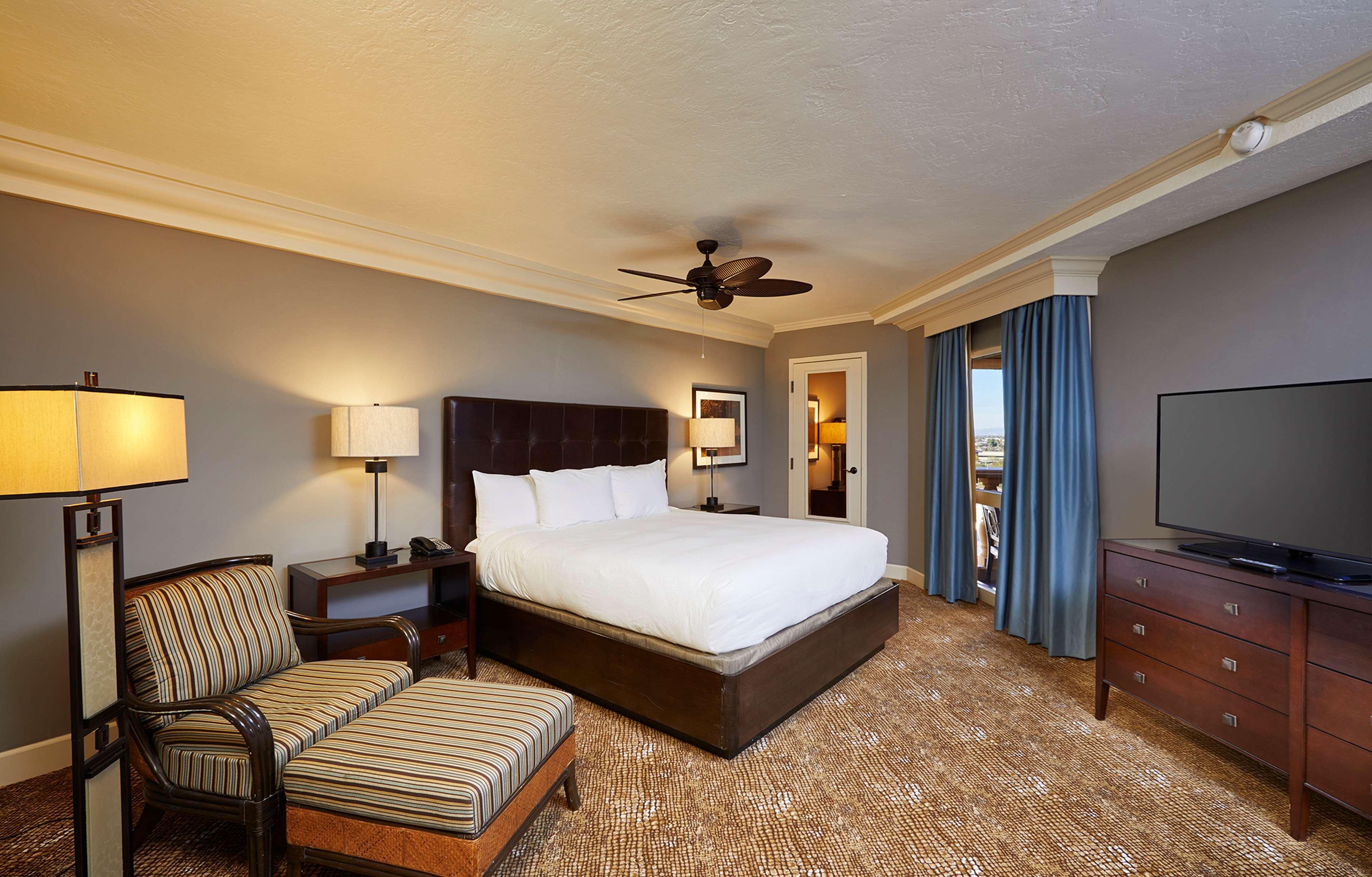 Doubletree By Hilton Phoenix Меса Экстерьер фото