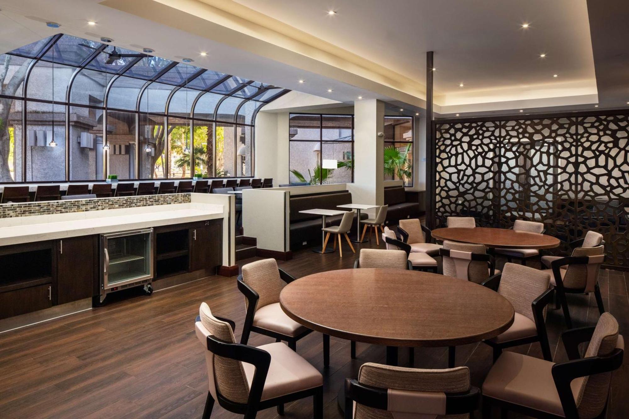 Doubletree By Hilton Phoenix Меса Экстерьер фото