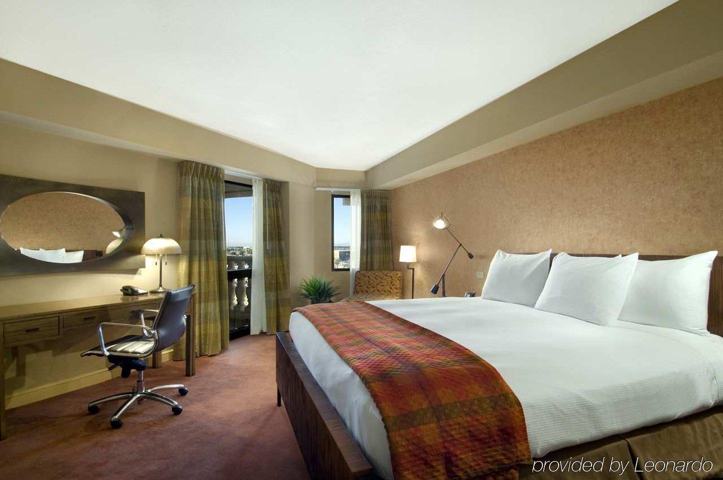 Doubletree By Hilton Phoenix Меса Номер фото
